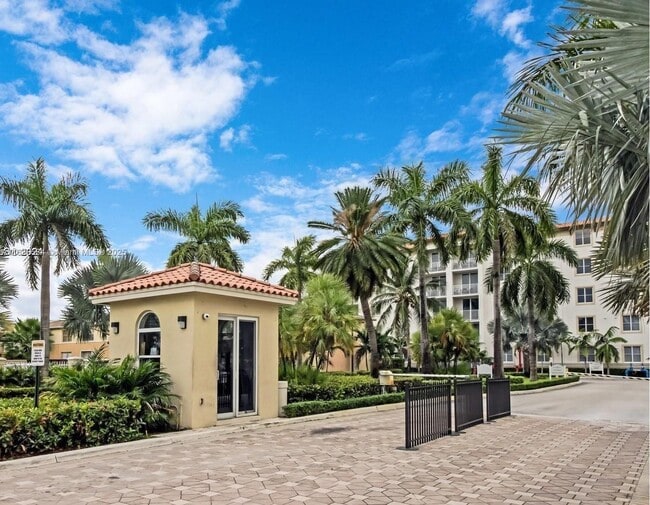 Building Photo - 4220 NW 79th Ave