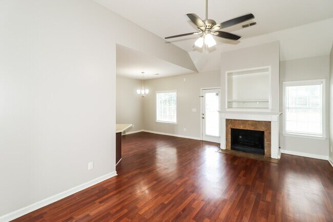 Building Photo - 952 Bending Pine Ln