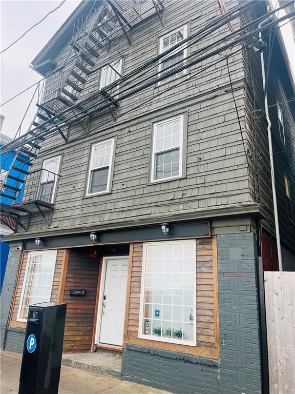 108 Spruce St Unit 3, Providence, RI 02903 Apartment for Rent in