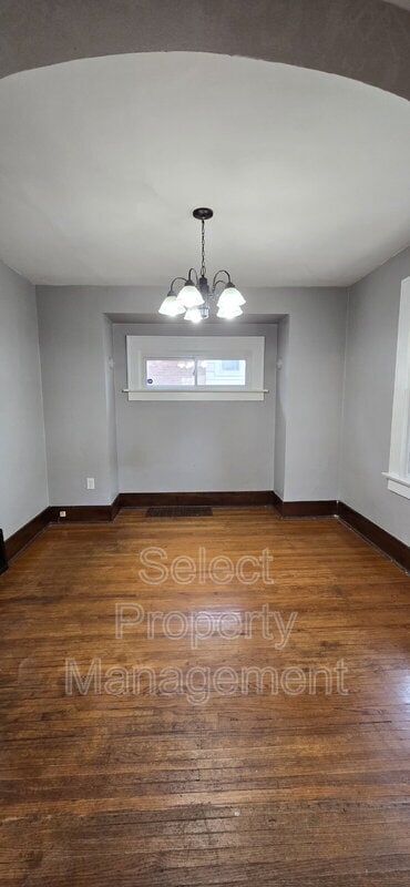 Building Photo - 4130 Hoagland Ave