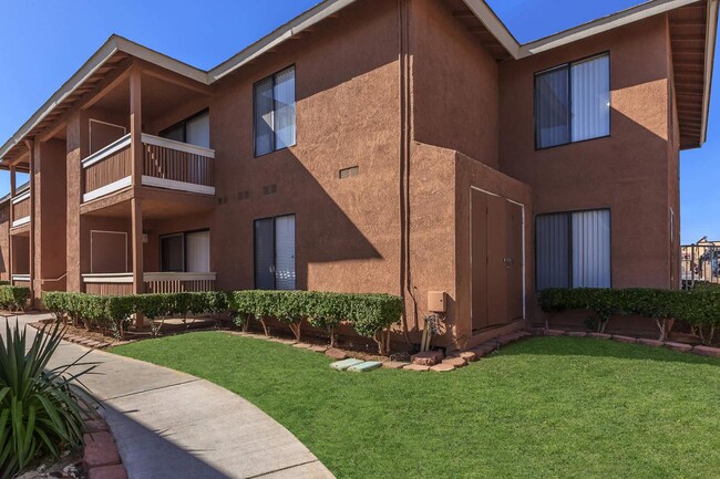 Palmdale Apts