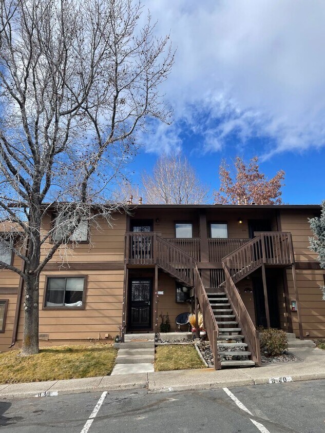 Primary Photo - Quiet 2 bedroom 2 Bath