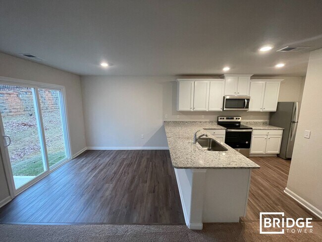 Foto del edificio - 9237 Creedmore Hills Dr
