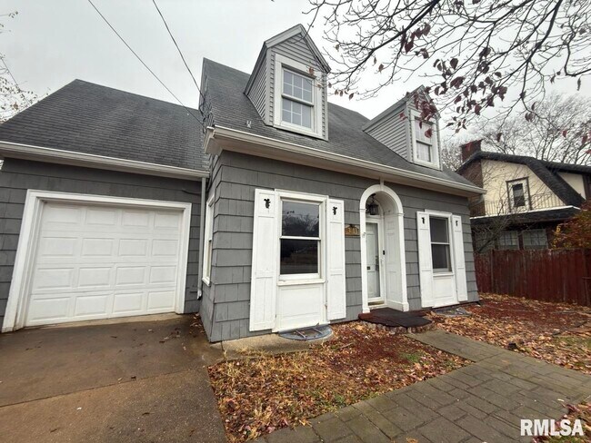 Foto del edificio - 3013 Knoxville Ave