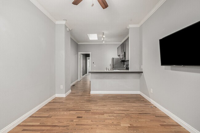 Foto del edificio - 2482 W Argyle Pl