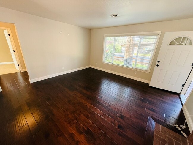 Building Photo - 1596 Andy Jo Cir