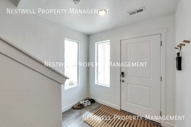 Foto del edificio - 1123 E Hatch Row