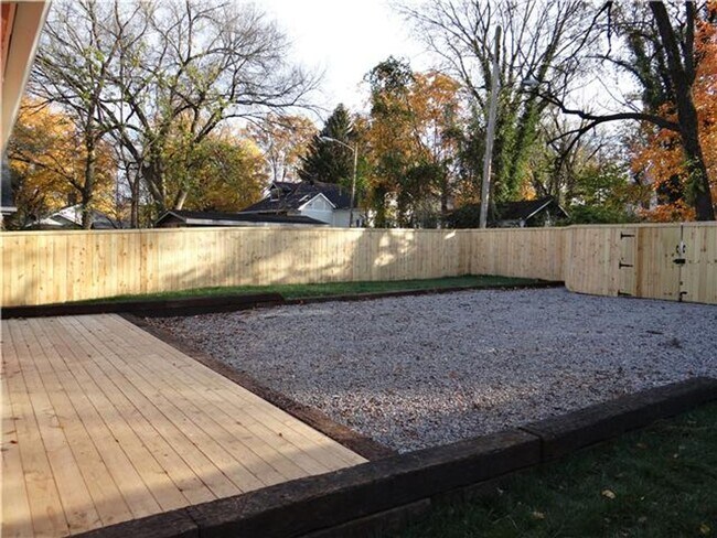 Foto del edificio - Fully Renovated East Nashville Bungalow