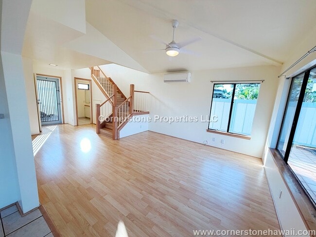 Foto del edificio - 95-235-235 Waioleka St