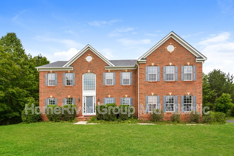 Foto principal - 6804 Osborne Hill Dr