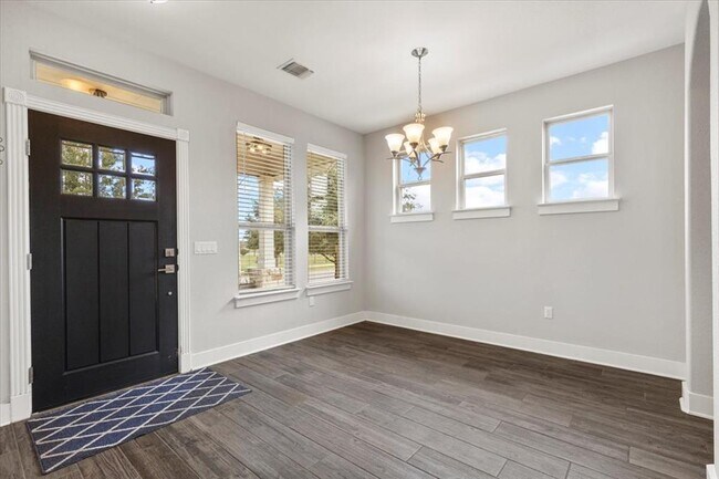 Foto del edificio - 6009 Baythorne Dr