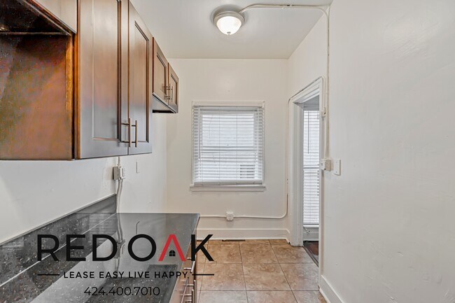Foto del edificio - ~1 Month FREE~ Wonderful Studio with Beaut...