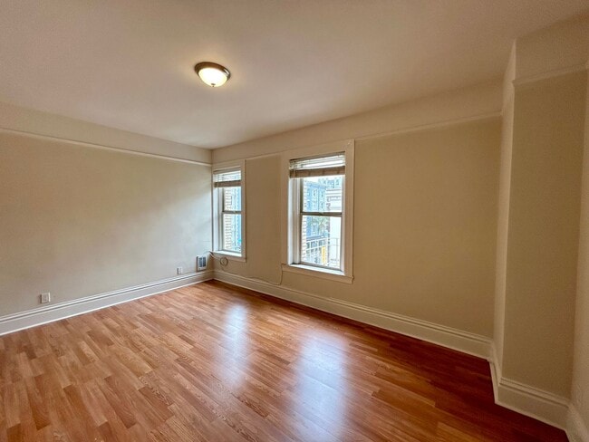 Photo - 1115 Polk St Apartment