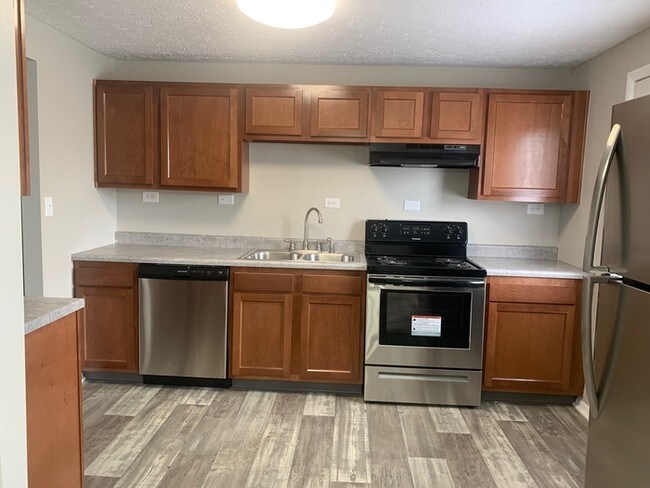 Foto del edificio - 3093 Glenaire Dr