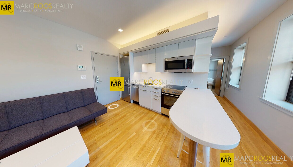 Foto principal - 120 Auburn St