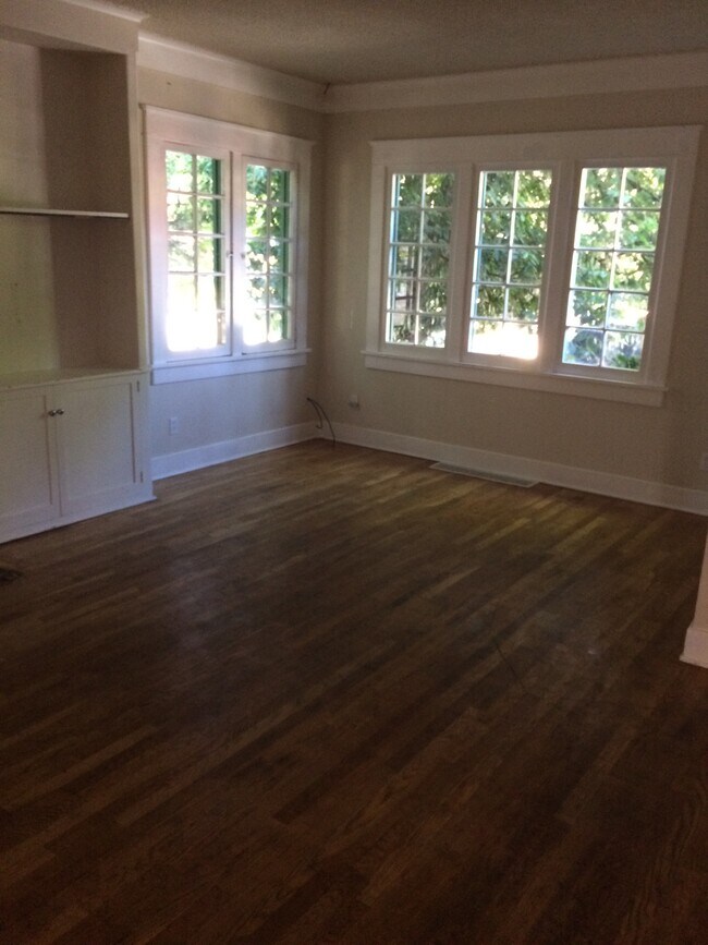 Foto del edificio - 127 NW 26th St