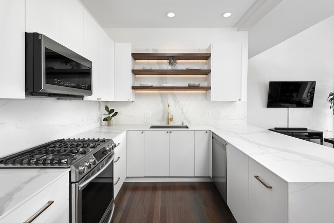Foto del edificio - 808 N Greenview Ave
