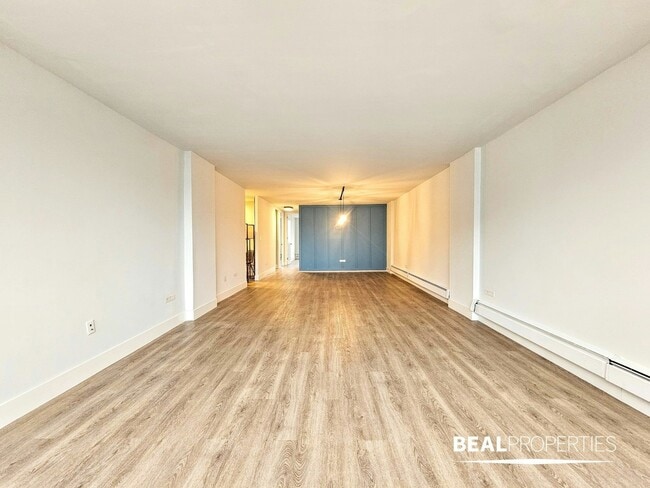 Foto del edificio - 1340 N Dearborn St