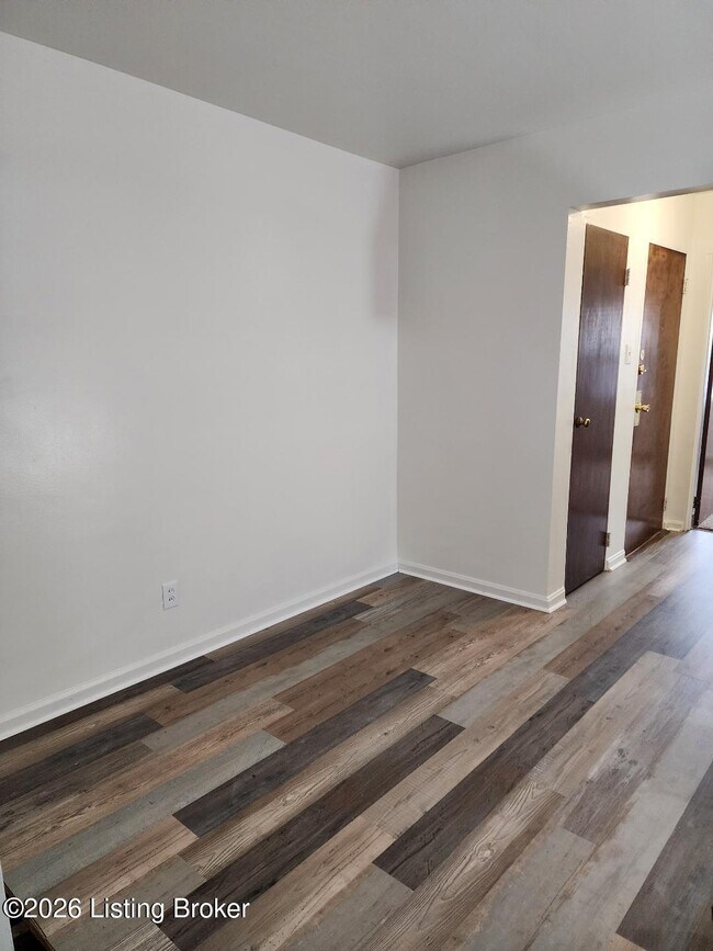 Foto del edificio - 1039 Parkway Dr