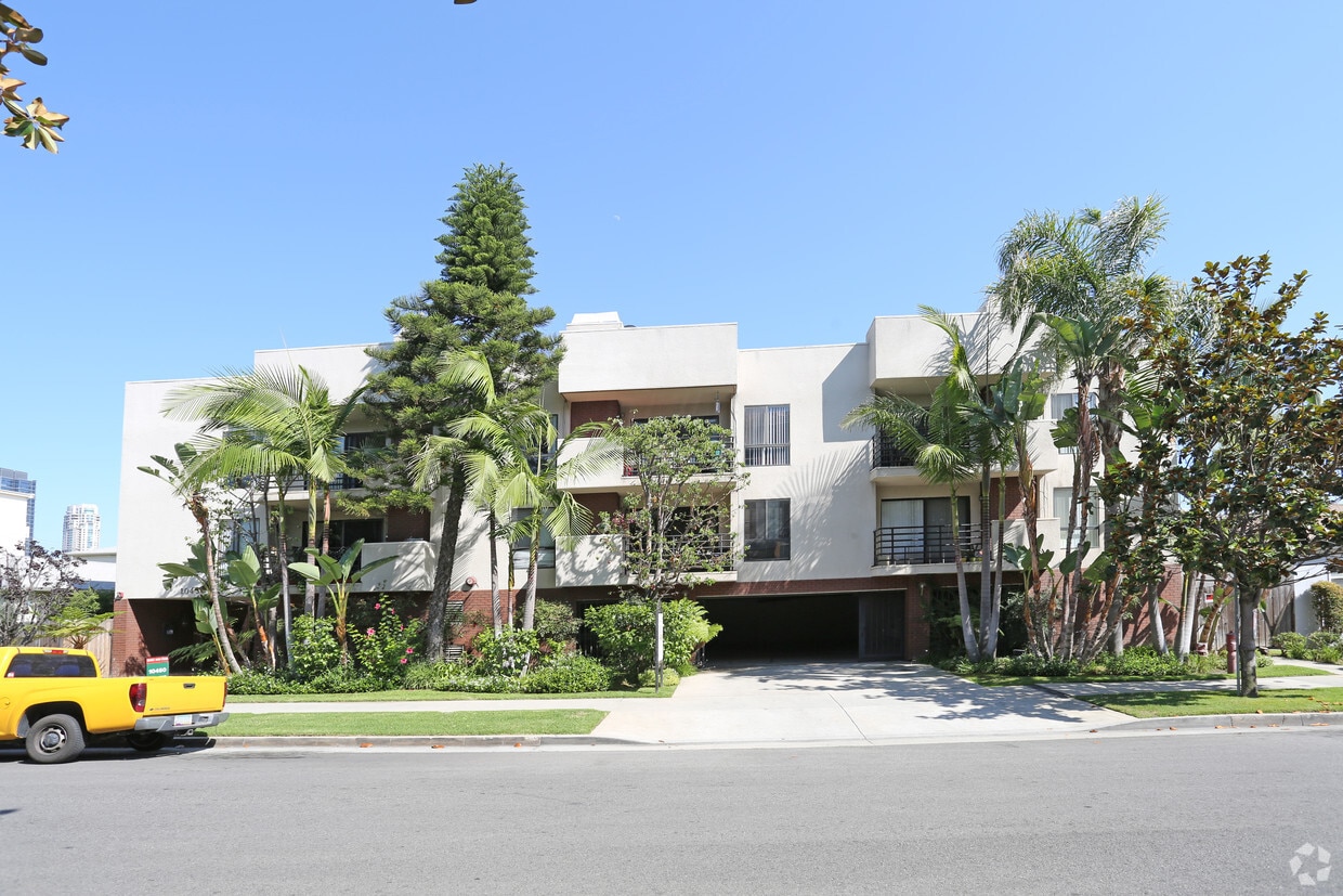 Building Photo - Eastborne Apartments