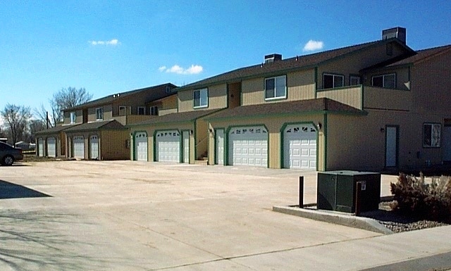 Building Photo - Front Street Apartments