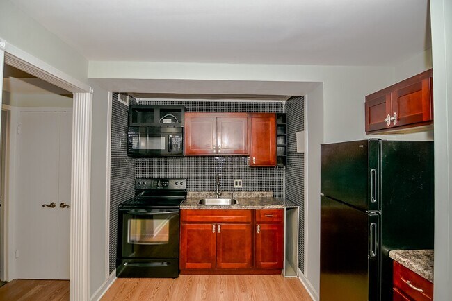 Foto del edificio - 442 W Wellington Ave