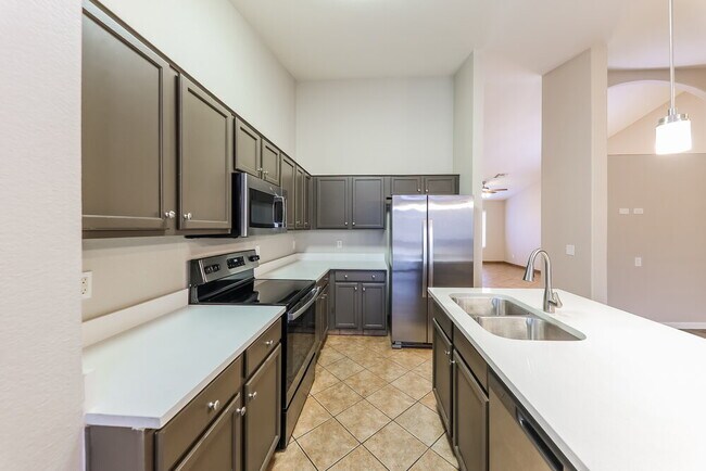 Foto del edificio - 22381 N 107th Dr