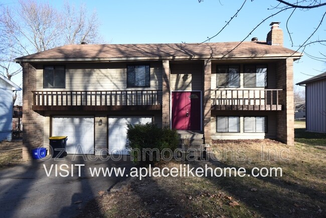 Foto del edificio - 8823 N Walnut St
