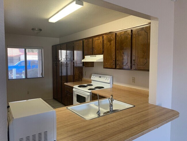 Foto del edificio - 953 W Cortez Ln