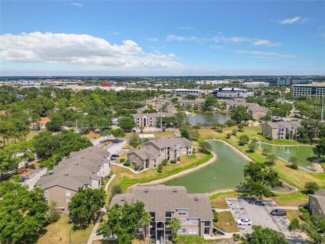 Foto del edificio - 4724 Walden Cir