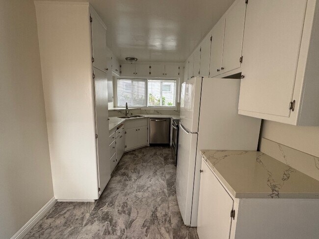 Foto del edificio - 2508 Highland Ave