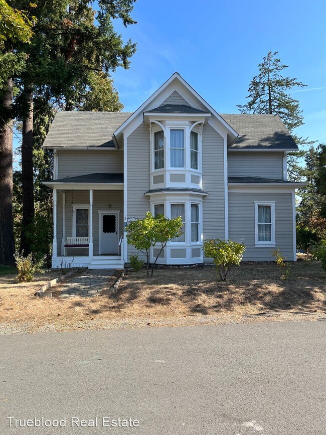 Foto del edificio - 4 br, 1 bath House - 325 S Pine St