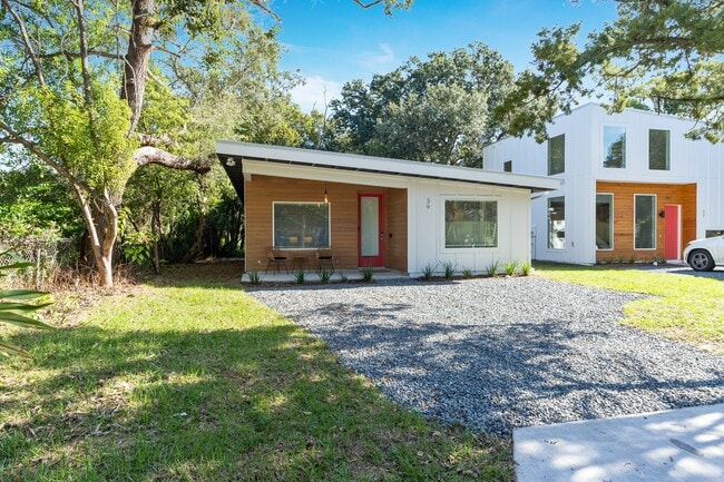Building Photo - 39 Florida Ave