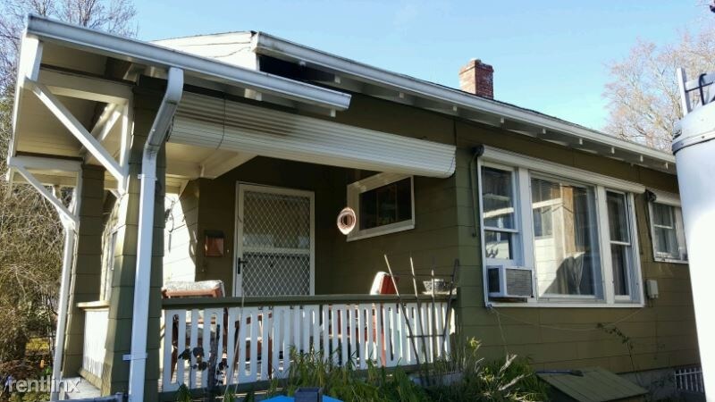 Foto principal - 2 br, 1 bath House - 4425 SE Madison
