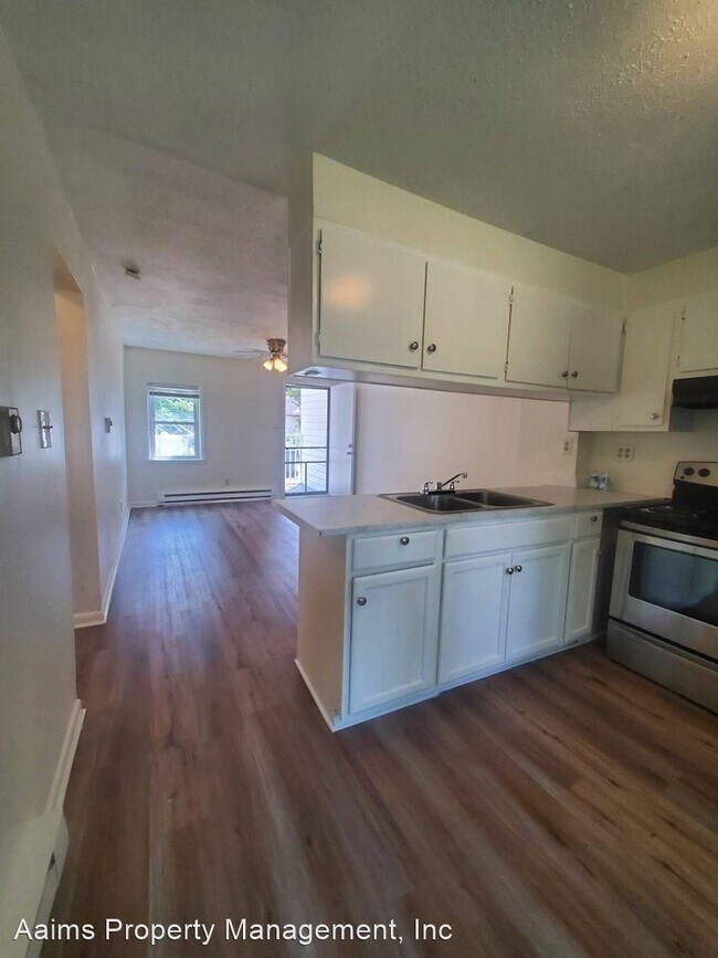Foto del edificio - 2 br, 1 bath House - 707 Wilson Avenue