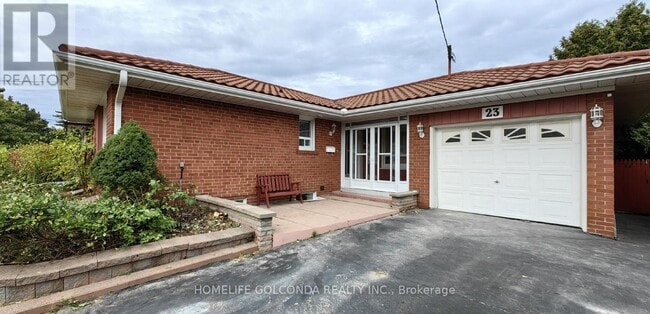 Building Photo - 23 Wigmore Dr