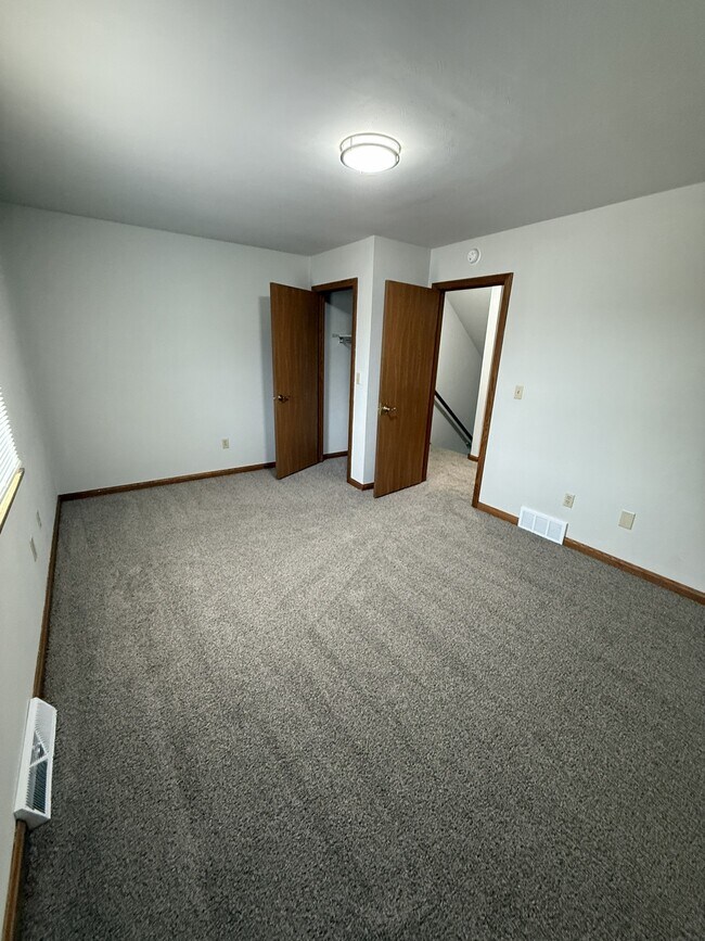 Building Photo - 1613 W 45th St