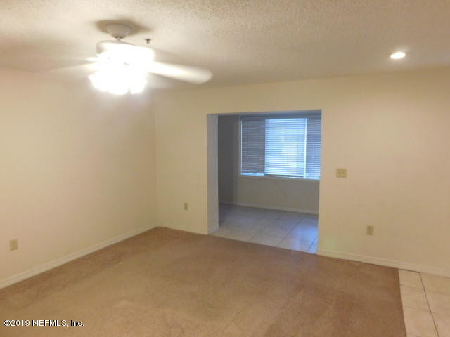 Building Photo - 201 10th Ave N