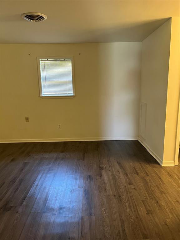 Foto del edificio - 913 Prentice Ln