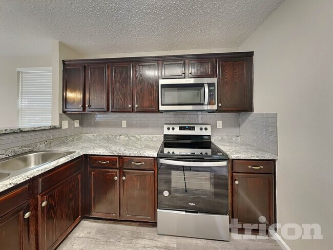 Building Photo - 3916 Golden Horn Ln