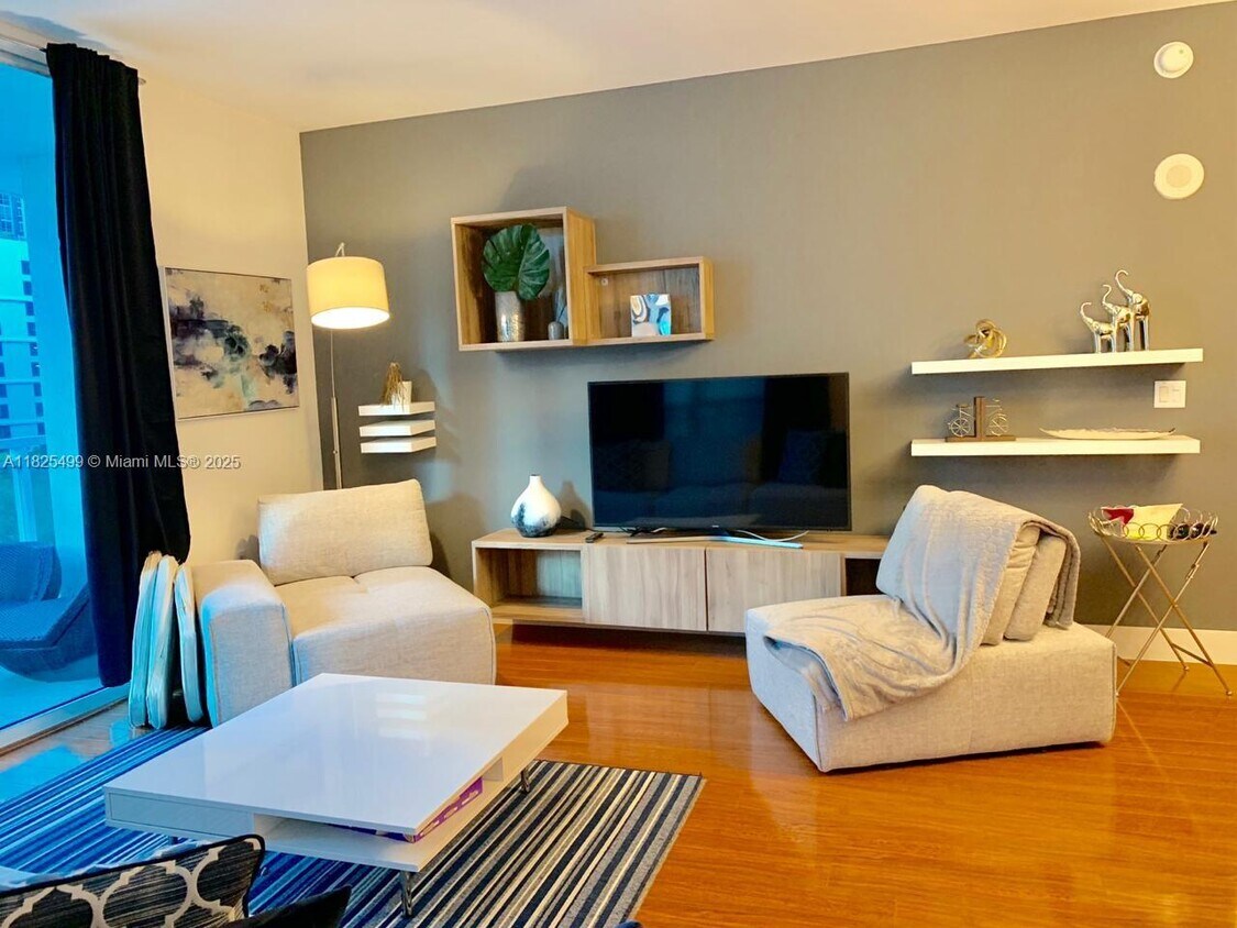 Foto principal - 951 Brickell Ave