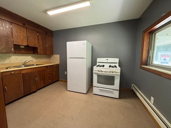 Building Photo - 2 Bed | 1 Bath | Value Rental