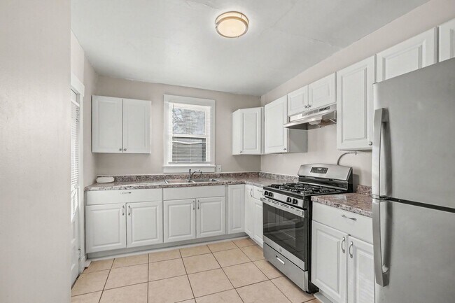 Foto del edificio - Beautiful 2 Bedroom 1 Bathroom house in Kansas City!