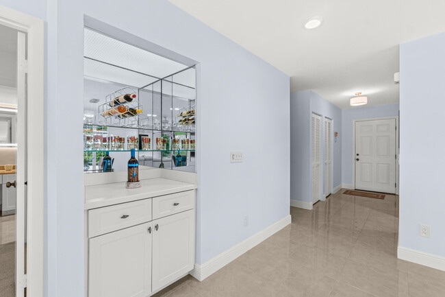 Foto del edificio - 5 Westgate Ln