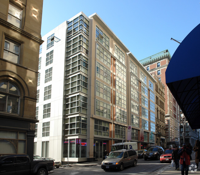 Boylston St, 40