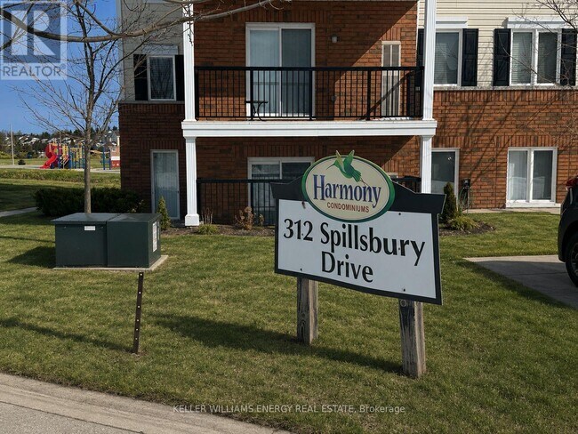 Building Photo - 312 Spillsbury Dr