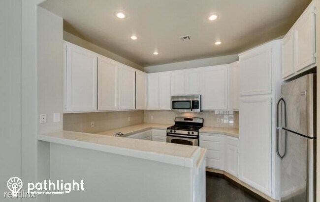 Building Photo - 3 br, 2 bath House - 9113 Sunnyfield Drive...