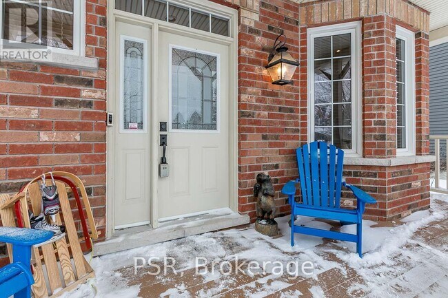 Building Photo - 145 Snowbridge Way