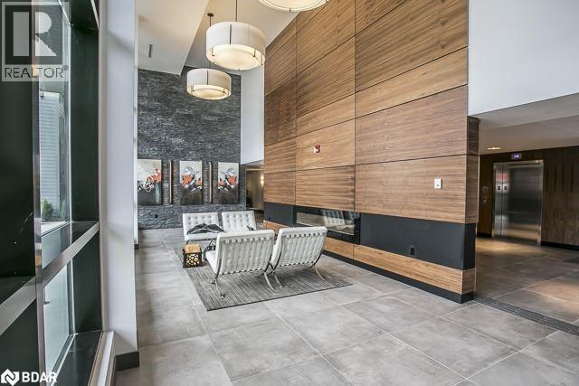 Building Photo - 3170 Erin Mills Pkwy