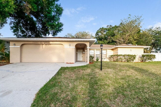 Building Photo - 8435 Brandeis Cir E